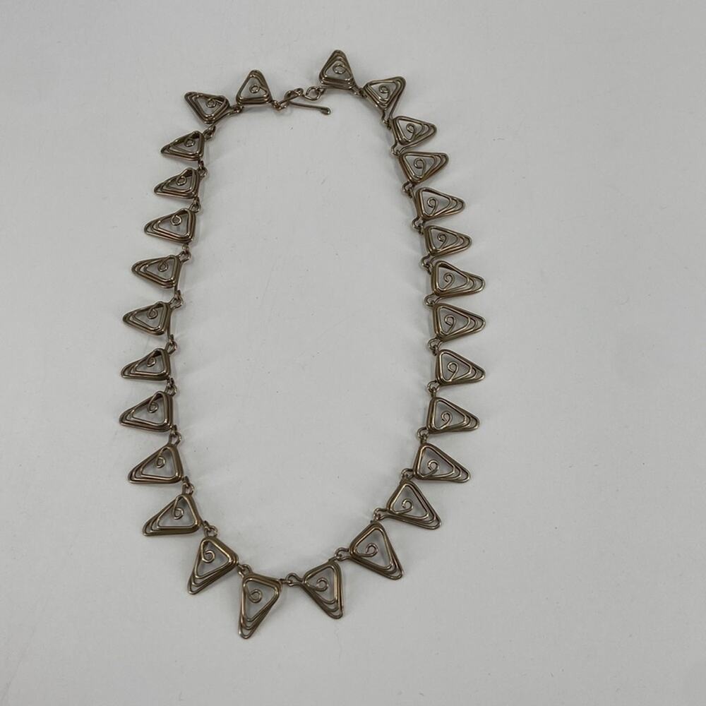Vintage wire swirl necklace
